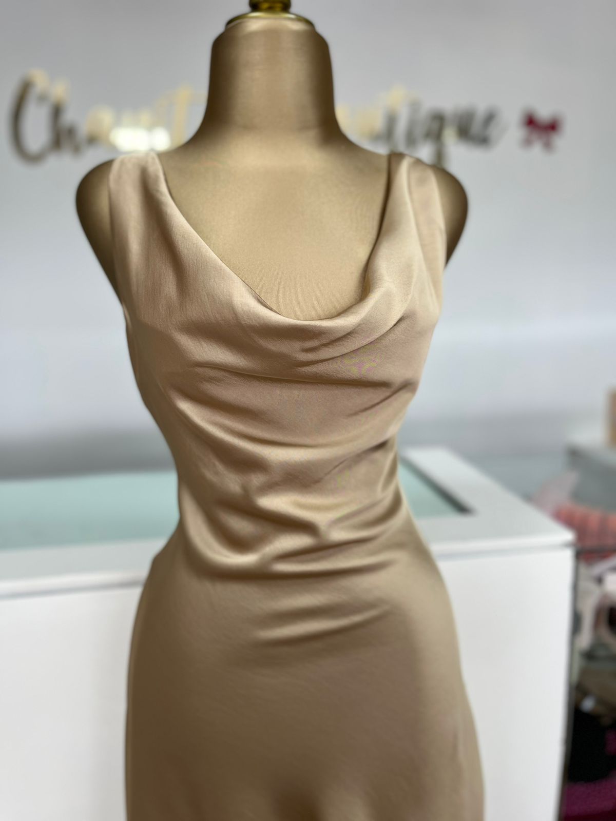 VESTIDO REGINA GD9543